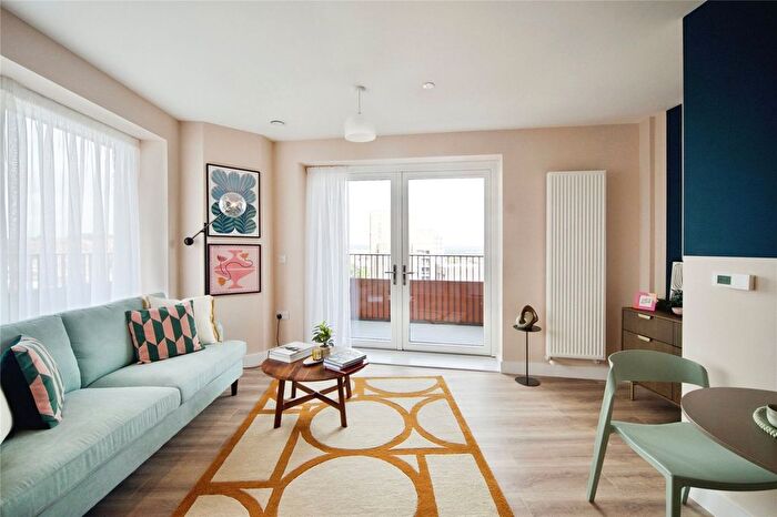 1 Bedroom Flat For Sale In The Hyde, London, NW9
