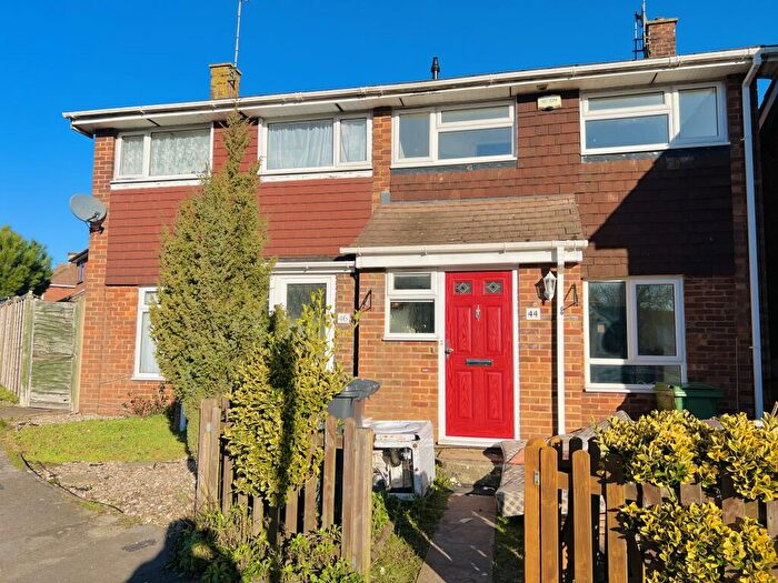 3 Bedroom Semi-Detached House To Rent In Stukeley Road, Basingstoke, Hampshire, RG21