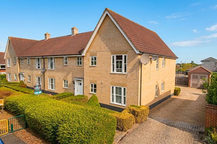 2 Bedroom Flat For Sale In Bromedale Avenue, Mulbarton, Norwich, NR14