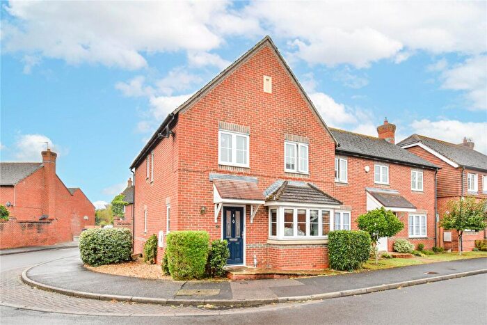 4 Bedroom Semi-Detached House For Sale In Deadmans Lane, Greenham, Thatcham, Berkshire, RG19