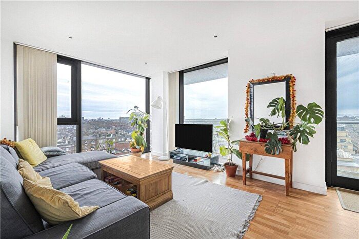 3 Bedroom Penthouse For Sale In Amelia Street, London, SE17