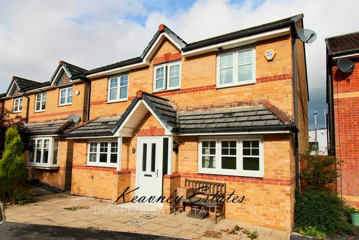 4 Bedroom Detached House To Rent In Everside Close, Walkden, M28