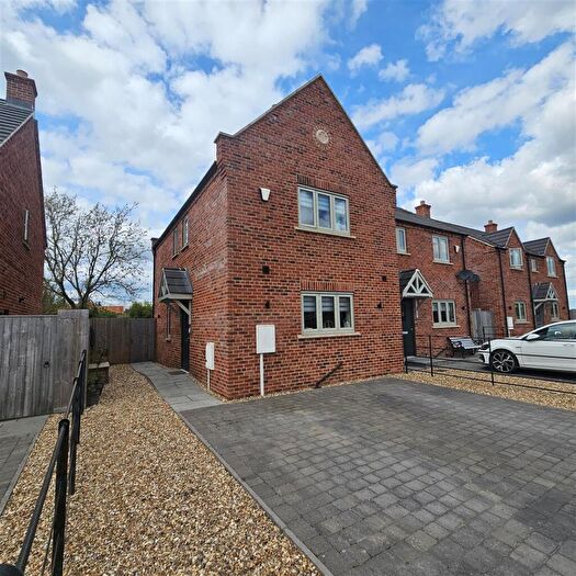 3 Bedroom Semi-Detached House For Sale In Thoresby Wood, East Markham, NG22