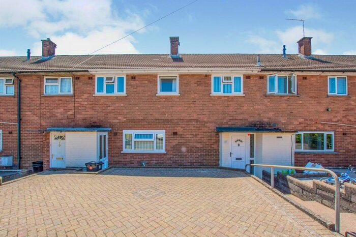3 Bedroom Property To Rent In Croyde Avenue, Llanrumney, Cardiff CF3