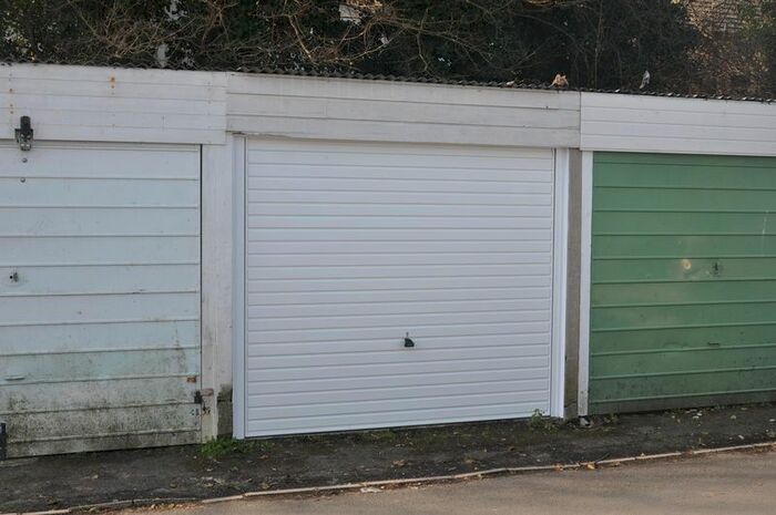Parking/garage To Rent In Garage, Southfield Road, Heathfield Estate, Bideford EX39