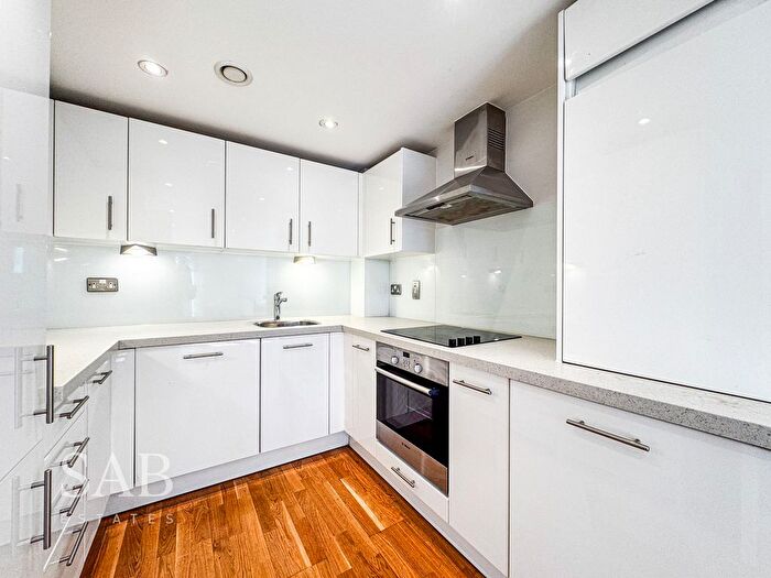 1 Bedroom Flat To Rent In Chester Road, Datchet House Chester Road, TW4