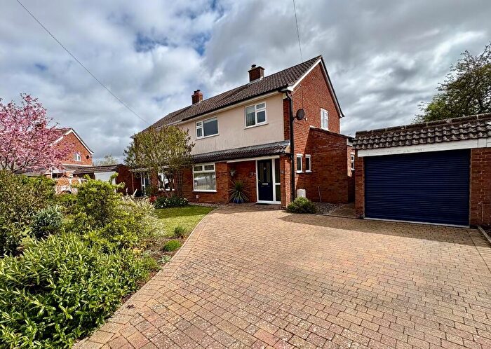 3 Bedroom Semi Detached House For Sale In The Crescent, Whittlebury, Towcester, NN12