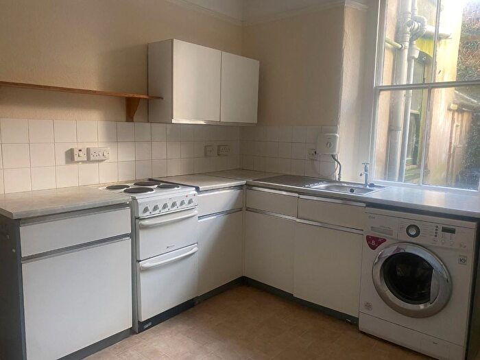 1 Bedroom Flat To Rent In Flat, , George Street, SY23