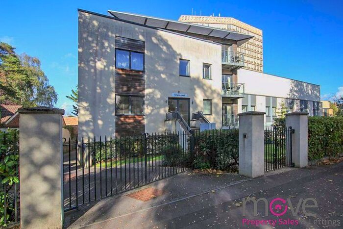 2 Bedroom Apartment To Rent In Montpellier Terrace, Cheltenham, GL50