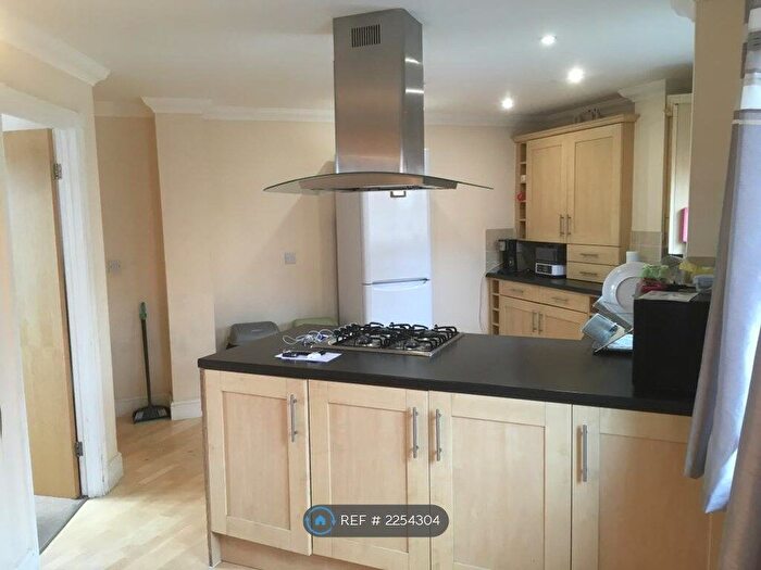 4 Bedroom Terraced House To Rent In Kirkwood Grove, Milton Keynes, MK5