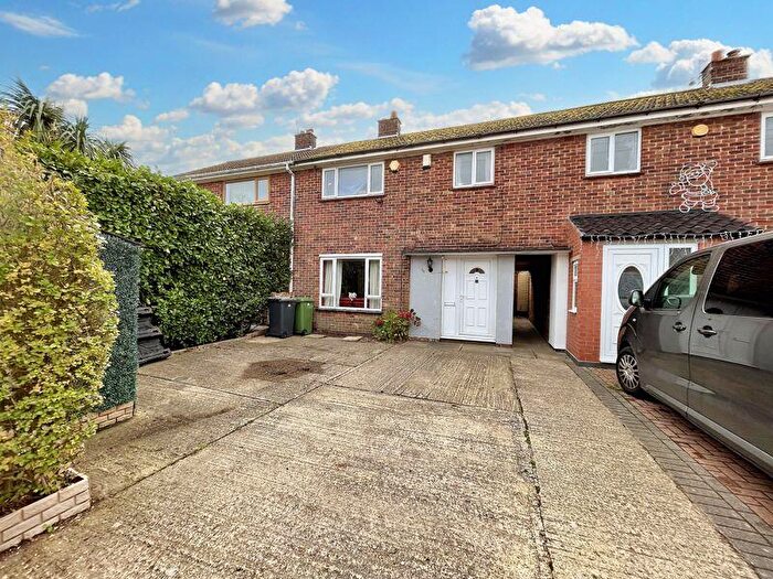 3 Bedroom Terraced House For Sale In Keble Road, Gorleston, NR31