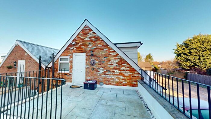 1 Bedroom Flat For Sale In Foxborough Road, Radley, OX14