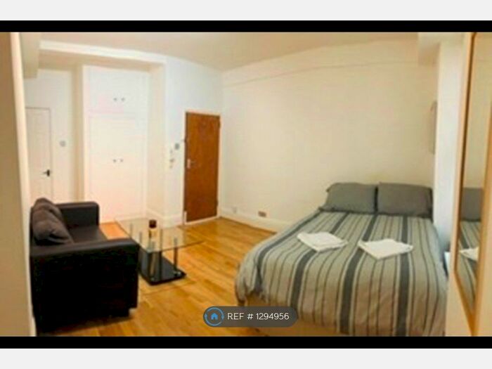 Studio To Rent In Leinster Gardens, London W2