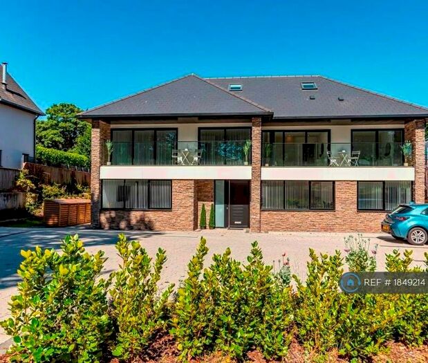 3 Bedroom Flat To Rent In Carbery Avenue, Bournemouth, BH6