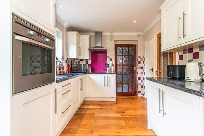 3 Bedroom Semi-Detached House For Sale In Harries Road, Tunbridge Wells, TN2