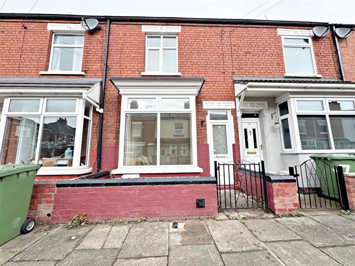 2 Bedroom Terraced House For Sale In Douglas Road, Cleethorpes, N.E. Lincs, DN35