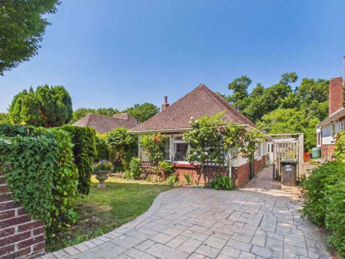 2 Bedroom Bungalow For Sale In Bucehayes Close, Highcliffe On Sea, Christchurch, BH23