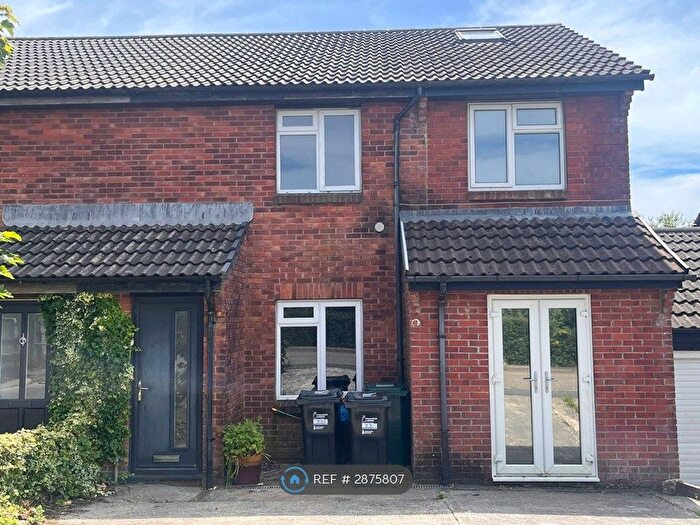 5 Bedroom Semi Detached House To Rent In Glenthorne Road, Truro, TR3