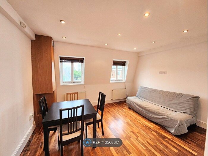 1 Bedroom Flat To Rent In Hoxton Street, London, N1