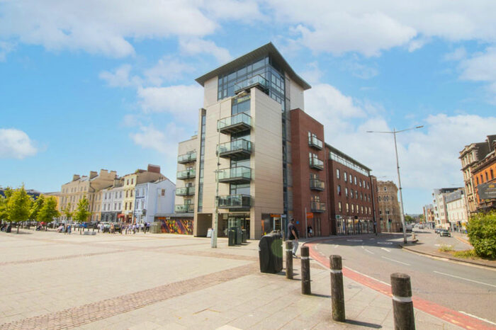 1 Bedroom Apartment To Rent In Quayside, Cardiff Bay, CF10