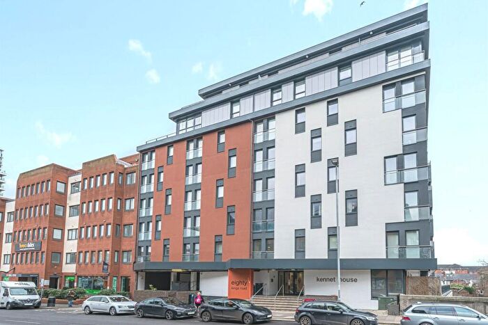 2 Bedroom Apartment To Rent In Kennet House, Kings Road, Reading, RG1