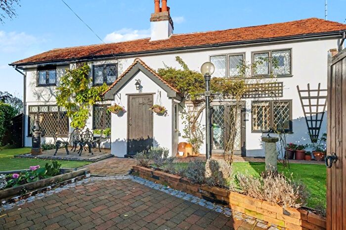 2 Bedroom Property For Sale In Bell Street, Great Baddow, Chelmsford, CM2