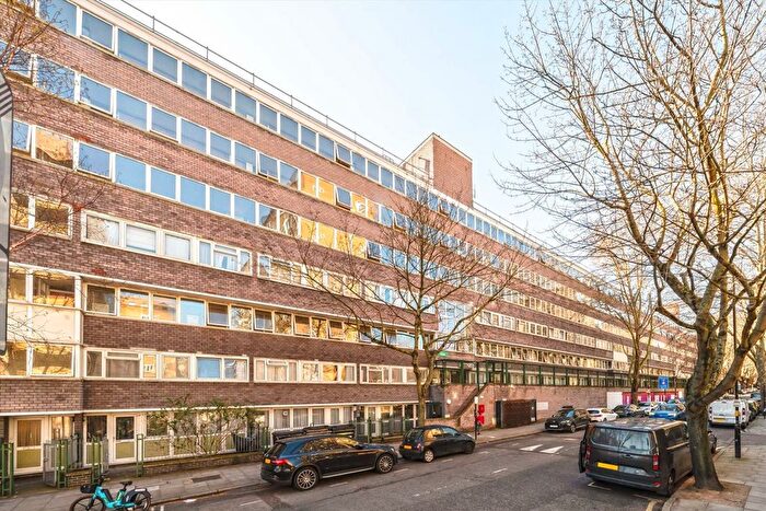 3 Bedroom Maisonette For Sale In Robert Street, Regent's Park, NW1