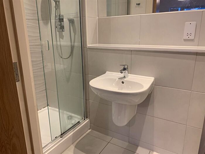 3 Bedroom Flat To Rent In Simpson Street, Manchester, M4