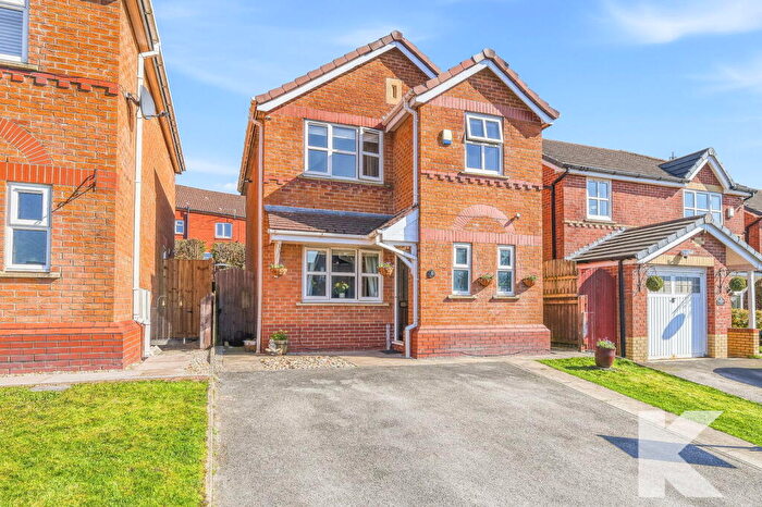 3 Bedroom Detached House For Sale In Ferguson Way, Oldham, OL4