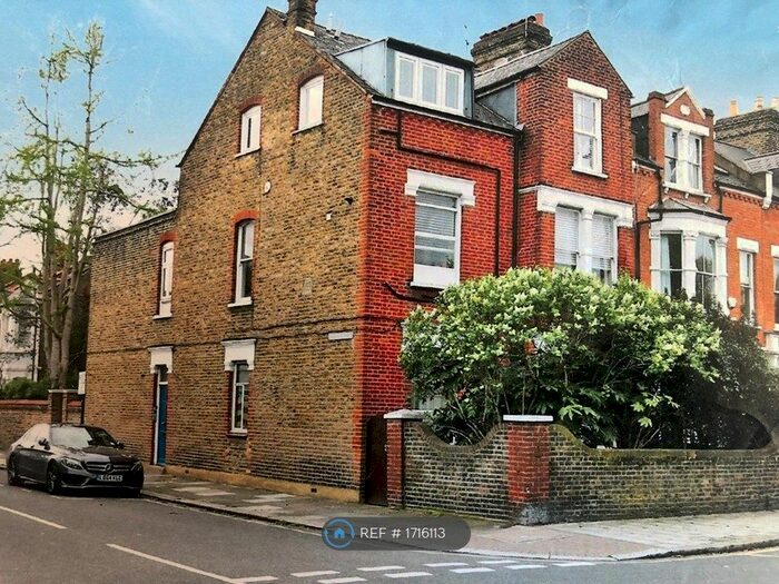 3 Bedroom Flat To Rent In Chiswick Lane, London, W4