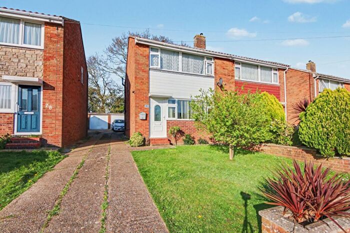 3 Bedroom Semi Detached House For Sale In The Grove, Sholing, SO19