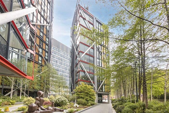 2 Bedroom Flat To Rent In Sumner Street, Southwark, SE1