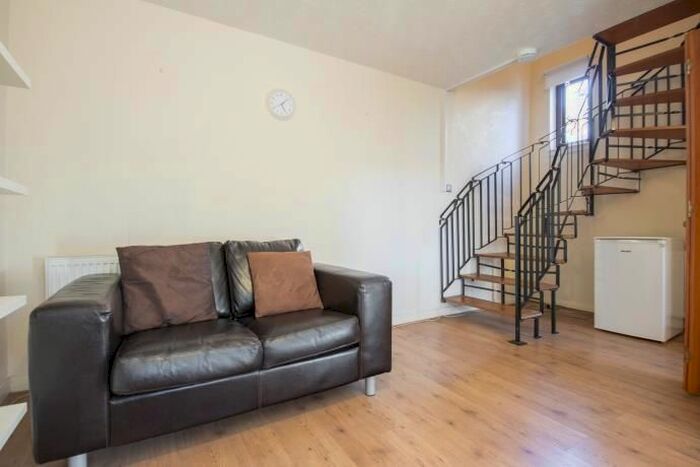 1 Bedroom Semi-Detached House To Rent In Drylaw House Gardens, Edinburgh, EH4