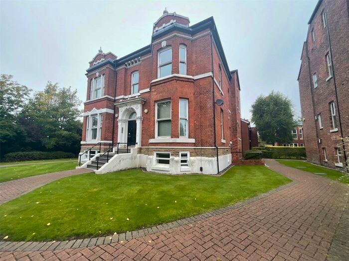 2 Bedroom Apartment To Rent In Mauldeth Road, Withington, Manchester, M20