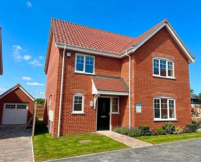 4 Bedroom Detached House For Sale In Lakeside, Blundeston, Lowestoft, NR32