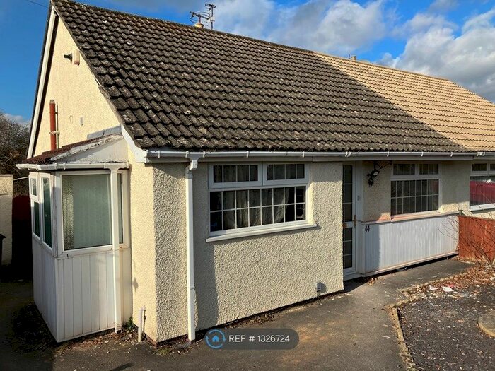 2 Bedroom Bungalow To Rent In Glenwood Drive, Oldland Common, Bristol, BS30