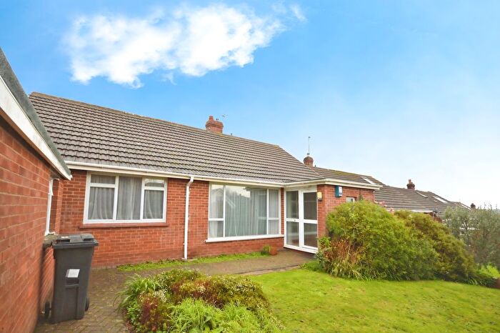 2 Bedroom Semi Detached Bungalow For Sale In Somerset Avenue, Exeter, Devon, EX4