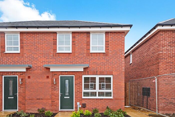 3 Bedroom Semi Detached House To Rent In Mindaro Way, Rugby, Warwickshire, CV22