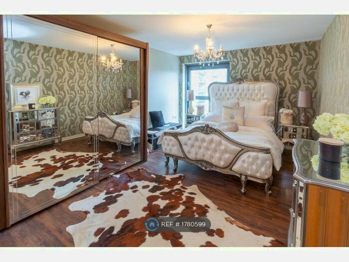 2 Bedroom Flat To Rent In Bush House, London, SE18