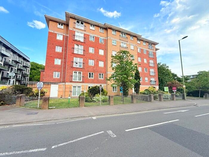 1 Bedroom Apartment To Rent In Farnborough, GU14
