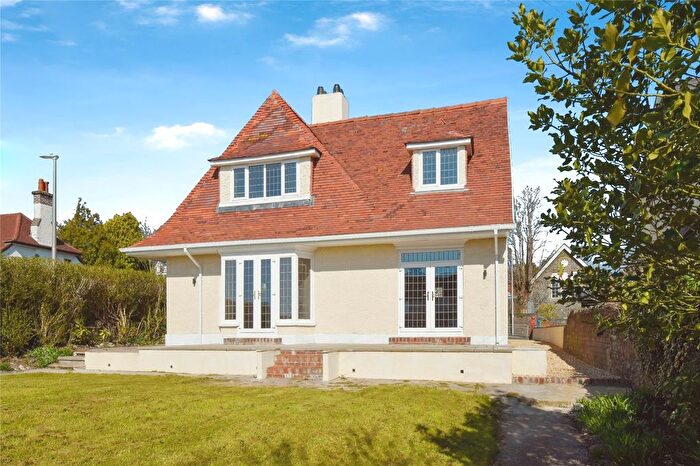 4 Bedroom Detached House For Sale In Old Road, Llanelli, Carmarthenshire, SA15