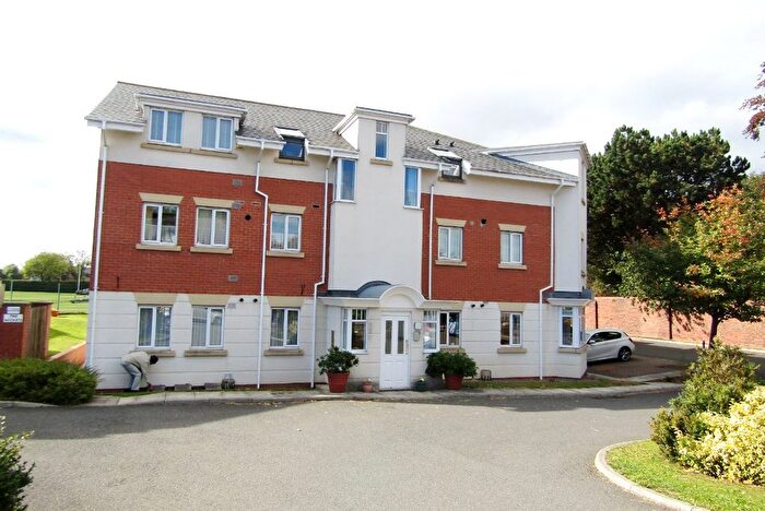 2 Bedroom Flat To Rent In The Wickets, Moor Road North, Gosforth, NE3