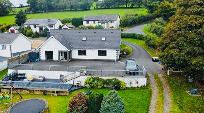 6 Bedroom Detached Bungalow For Sale In Llanwenog, Llanybydder, SA40