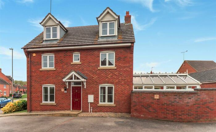 4 Bedroom Detached House To Rent In Midland Road, Thrapston, Kettering, NN14
