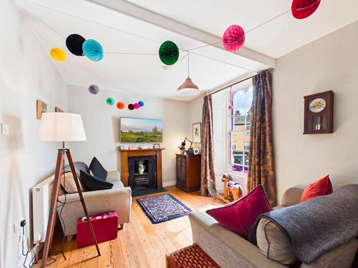 4 Bedroom Terraced House For Sale In Market Place, Kendal, LA9