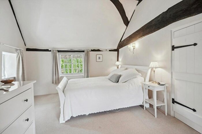 4 Bedroom Cottage For Sale In Thame Road, Chilton, HP18