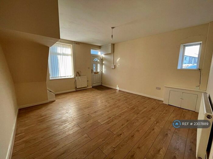 2 Bedroom End Of Terrace House To Rent In Baglan Street, Treherbert, CF42