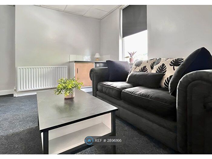 Studio To Rent In Whitehall Road, Leeds, LS12