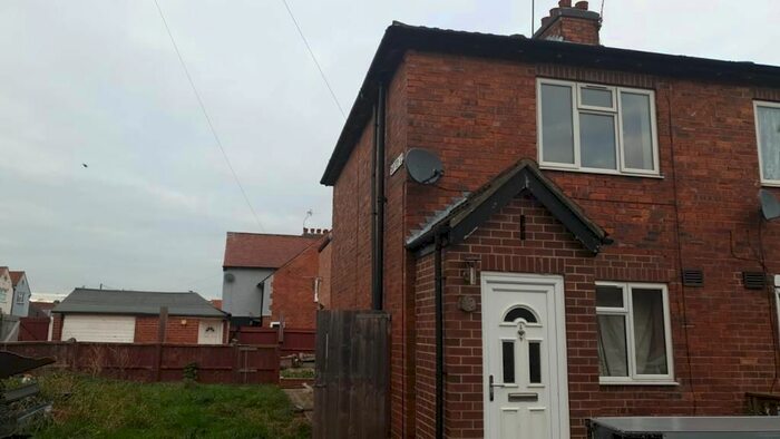2 Bedroom End Of Terrace House To Rent In Whittington Road, Derby DE24