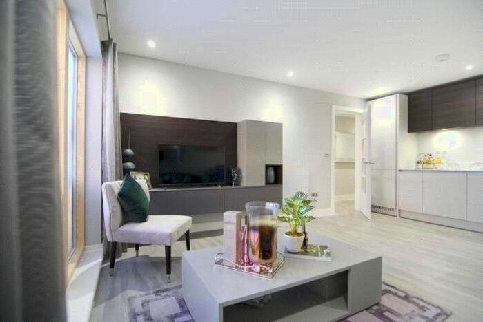 1 Bedroom Flat To Rent In 40 Stoke Road, Slough, Berkshire SL2